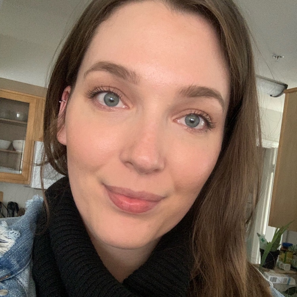 Meet your Posher, Lauren